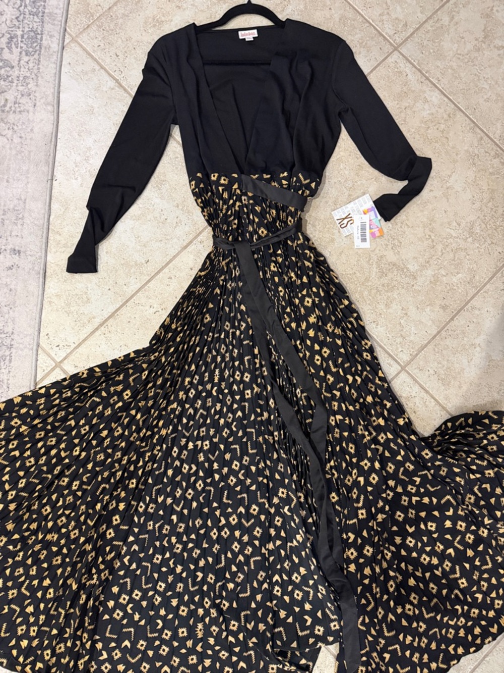 LuLaRoe Black and Gold Pleated Long-Sleeve Maxi Dress - NWT